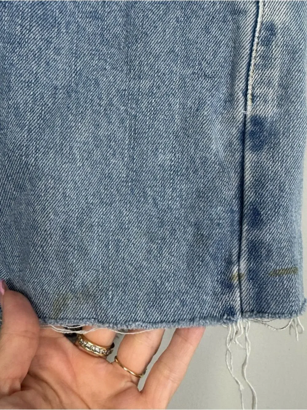 LEVI’S | 550 High-Waist Cutoff Blue Denim Shorts Women’s Size 33
